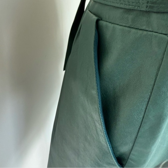 Elie Tahari women leather skirt size 8 US Retail 850$ - Picture 6 of 10